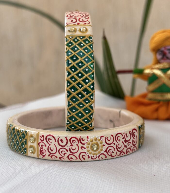 Jaipuri Handmade Hand Painted Lac Bangles – Traditional Rajasthani Design
