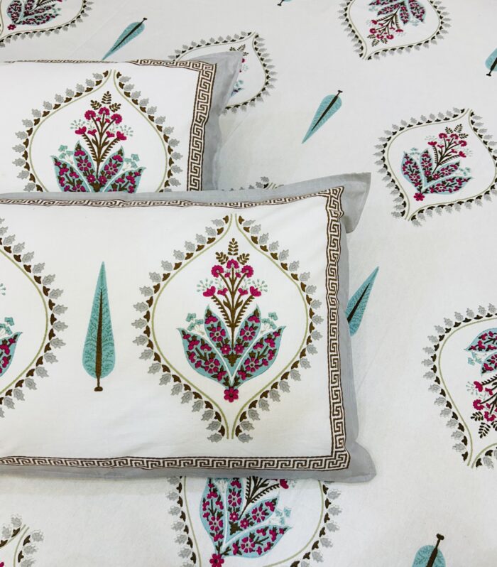 Jaipuri Hand Block Printed Floral Pure Cotton Bedsheet with Pillow Covers, Super King Size.